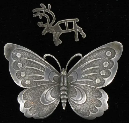 Rintaneula, kaivertamaton, 813, paino 7,8g, Rintamerkki metallia