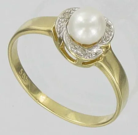 Helmisormus timanteilla 3xn.0.005ct, kaivertamaton koko 18½, 585br, paino 2,4g Vikt: 2,4 g