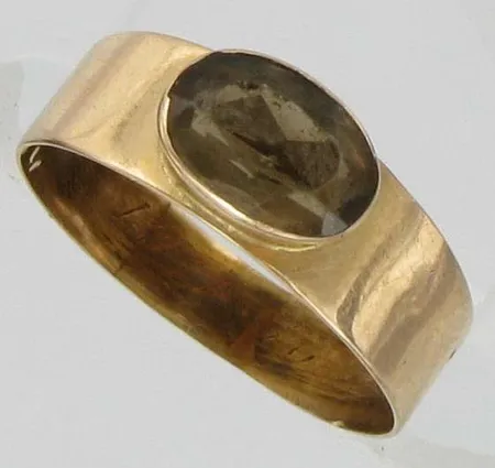 Kivisormus, viallinen, 585br, paino 2,0g Vikt: 2   g