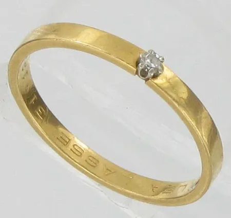 Timanttisormus 1xn.0.03ct, kaiverrettu, koko 18, 750, paino 2,0g Vikt: 2   g