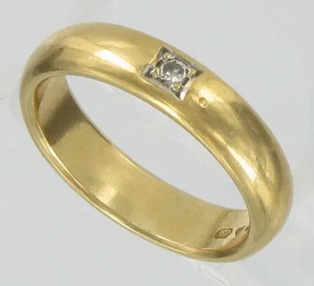 Timanttisormus 1xn.0.04ct, Kalevala Koru, kaivertamaton, koko 16¼, 750, paino 5,5g Vikt: 5,5 g
