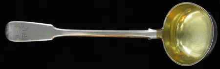 Liemikauha, kaiverrettu, viallinen, v.1852, 84-leima, paino 171,8g Vikt: 171,8 g
