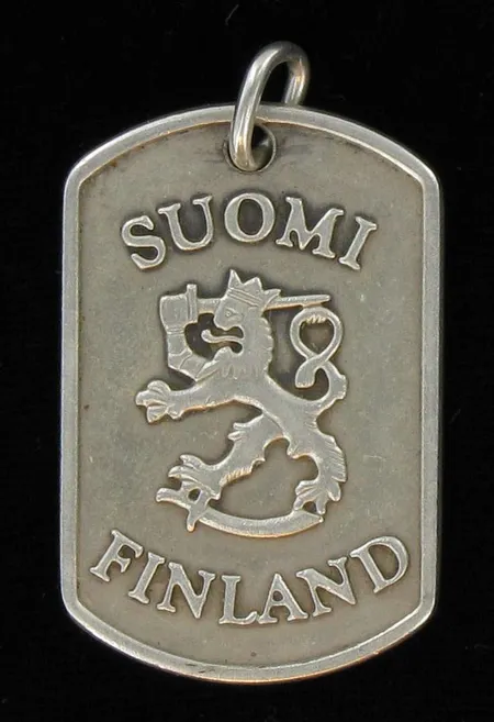 Leijonariipus, kaivertamaton, korkeus lenkkeineen 4,3cm, 925, paino 13,0g Vikt: 13   g