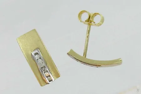 Timanttikorvakorut 12xn.0,005ct 585 paino 1,7g Vikt: 1,7 g