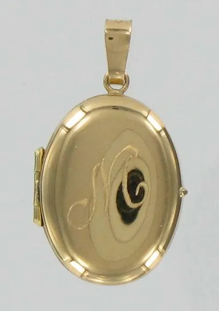 Medaljonki, kaiverrettu, 585br, paino 1,9g Vikt: 1,9 g