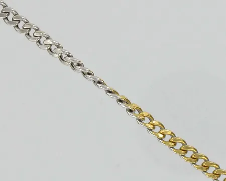 Panssarikaulaketju, kaksivärinen, pituus 40,0cm, 585, paino 10,2g Vikt: 10,2 g