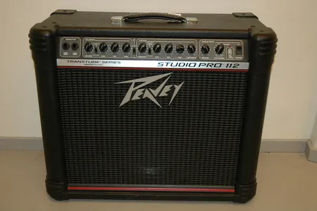 Vahvistin peavey studio pro 112