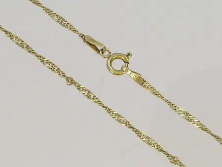 Singaporekaulaketju, pituus 54,5cm, 585, paino 2,8g Vikt: 2,8 g