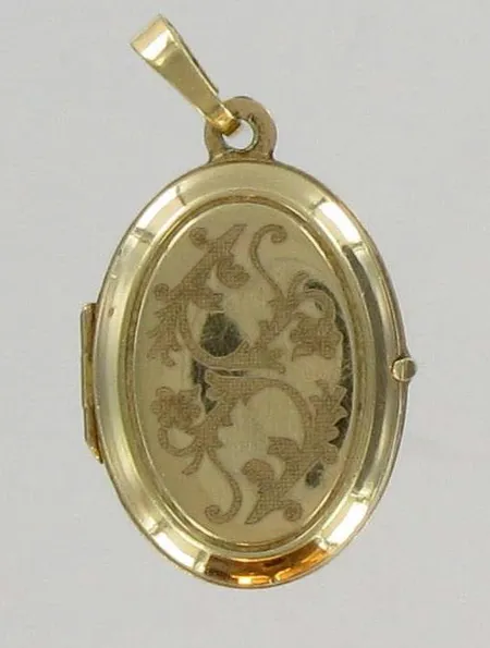 Medaljonki, pituus 2,0cm, kaiverrettu, viallinen, 585br, paino 2,4g Vikt: 2,4 g