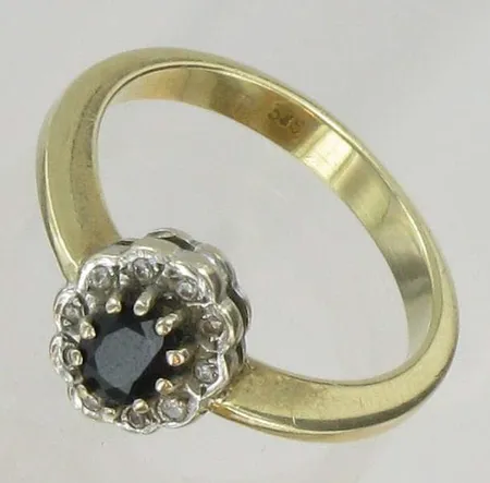 Sinisafiirisormus timanteilla 10xn.0.005ct, kaivertamaton, koko 18, 585br, paino 4,4g Vikt: 4,4 g