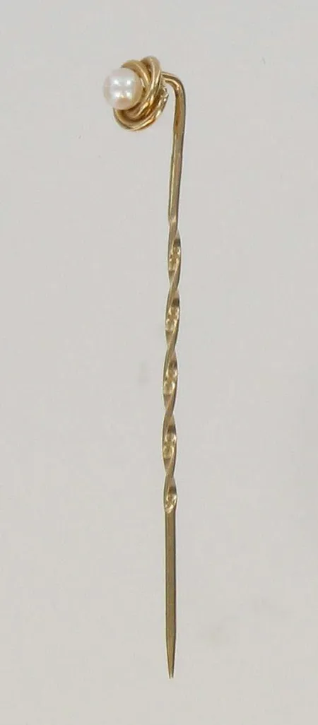 Helmirintaneula, 585br, paino 0,4g Vikt: 0,4 g