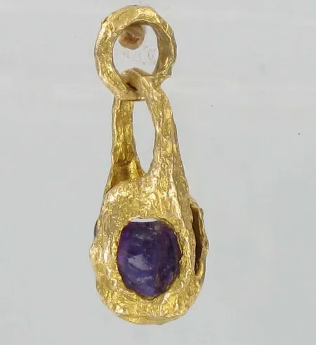 Kiviriipus, Lapponia, valmistettu 1975, 585, paino 2,7g Vikt: 2,7 g