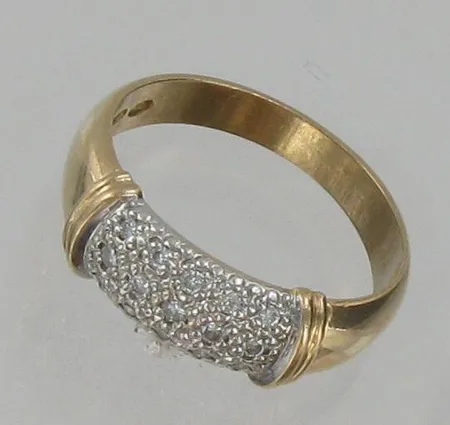 Timanttisormus 15xn.0.01ct, kaivertamaton, koko 17½, 585, paino 4,3g Vikt: 4,3 g