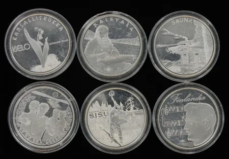 Kuusi hopeamitalia, Suomalainen mitalisarja, Finlandia, Kalevala, Sauna, Kansalliskukka Kielo, Suomalainen Sisu ja Lavatanssit, 925, paino 122,4g Vikt: 122,4 g