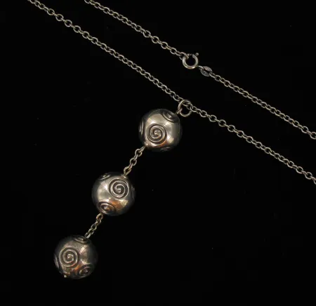 Kaulakoru Halikon kääty Kalevala Koru , pituus 72cm, 925, paino 25,2g Vikt: 25,2 g