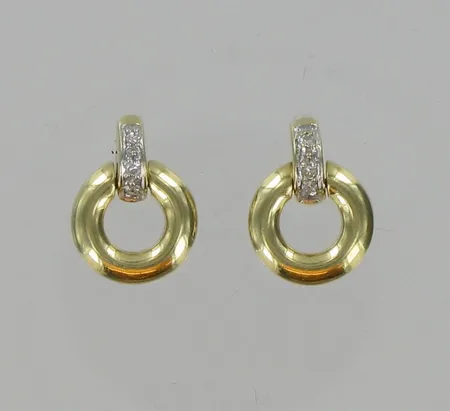 Timanttikorvakorut 6x0.01ct, korkeus 14mm, 585br, paino 3,1g Vikt: 3,1 g