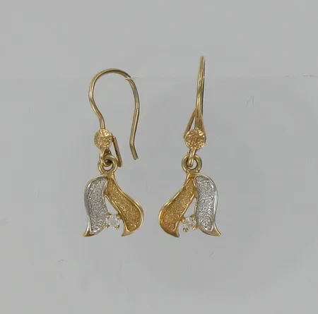 Kivikorvakorut, korkeus 24mm, 585br, paino 1,1g Vikt: 1,1 g