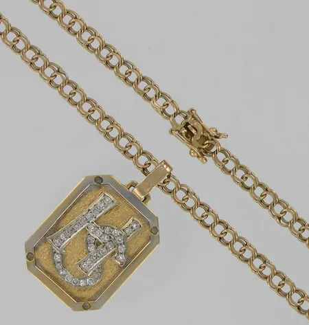 Bismarkkaulaketju timanttiriipuksella 31xn.0.02ct, pituus 44cm, riipuksen korkeus 34mm, 585, paino 18,0g Vikt: 18   g