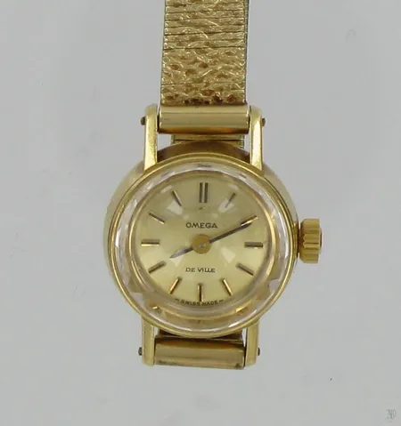 Naisten kultarannekello Omega De Ville, 585-750br, paino 19,0g Vikt: 19   g