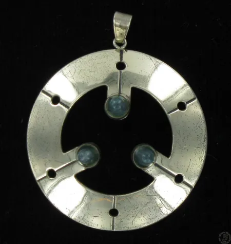 Kiviriipus vuodelta 1965, Ø 40mm, 813, paino 8,0g Vikt: 8   g