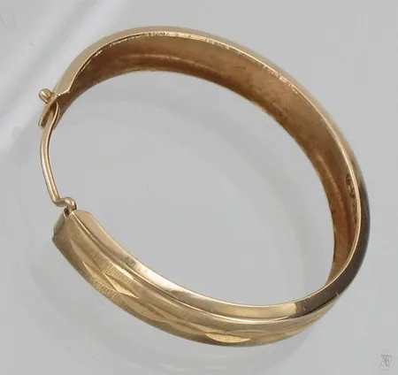 Korvarengas, Ø 28mm, 585, paino 1,8g Vikt: 1,8 g