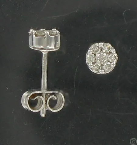 Timanttikorvakorut valkokulta 2xn0.05ct12xn0.02ct, Ø 5,2mm, 585, paino 1,3g Vikt: 1,3 g