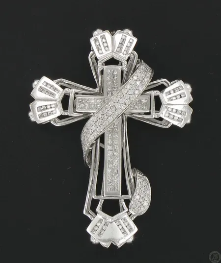 Timanttiriipus 209xn.0.005ct-0.01ct, valkokulta, korkeus 55mm, 333, paino 17,4g Vikt: 17,4 g