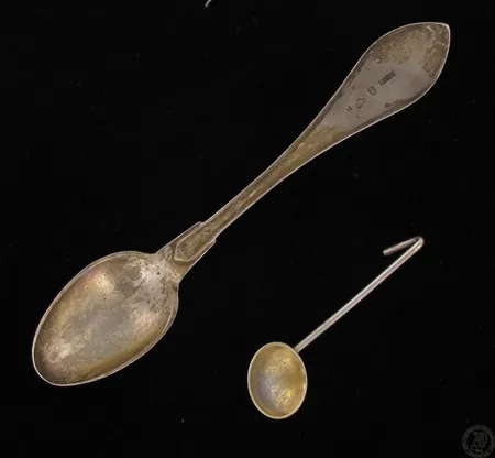 Viallisia lusikoita, 800-875, paino 16,8g Vikt: 16,8 g