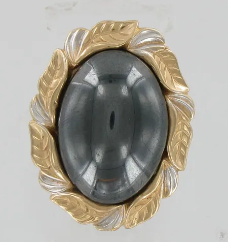 Opaalisormus, kaiverrettu, koko 18¾, 585br, paino 20,3g Vikt: 20,3 g