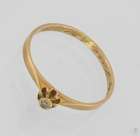 Timanttisormus 1xn.0.005ct, kaiverrettu, koko 17, 585, paino 1,0g Vikt: 1   g