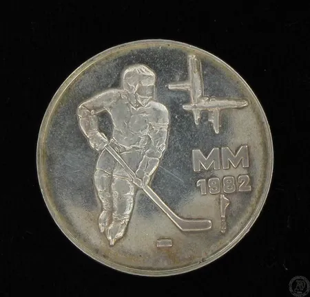 Juhlaraha MM 1982, nimellisarvo 50mk, 500, paino 23,1g Vikt: 23,1 g