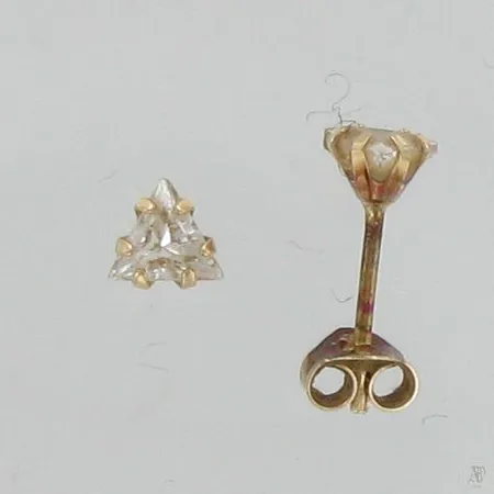 Kivikorvakorut, 585br, paino 0,6g