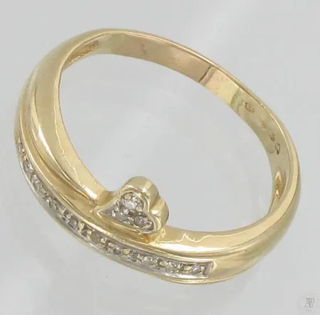 Timanttisormus, 13xn.0,005ct, koko 19, 585, paino 3,5g Vikt: 3,5 g