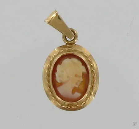 Cameeriipus, korkeus 12mm, 585br, paino 0,8g Vikt: 0,8 g