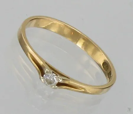 Timanttisormus 1xn.0.05ct, koko 16, 750, paino 1,4g Vikt: 1,4 g