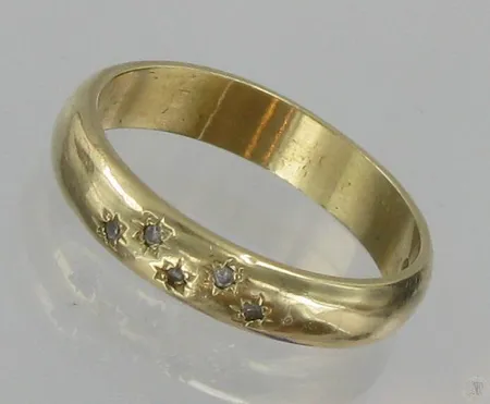 Timanttisormus 5xn.0.005ct, koko 17, käytön jälkiä, 585, paino 2,9g Vikt: 2,9 g