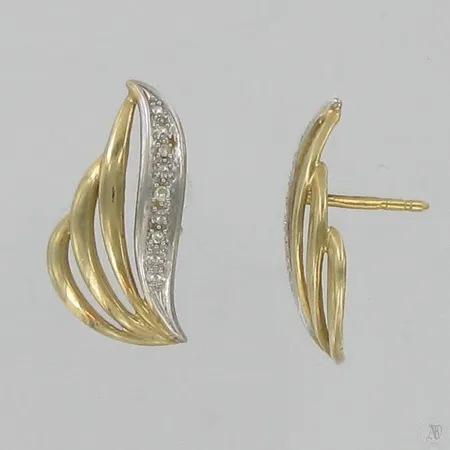 Timanttikorvakorut 6xn.0.005ct, lukot puuttuvat, korkeus 19mm, 585, paino 2,1g Vikt: 2,1 g