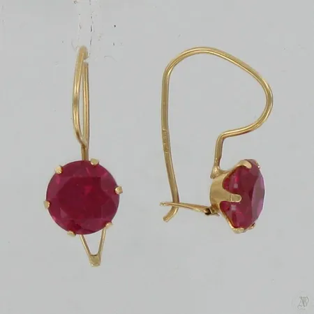 Kivikorvakorut, korkeus 18mm, 585br, paino 1,4g Vikt: 1,4 g