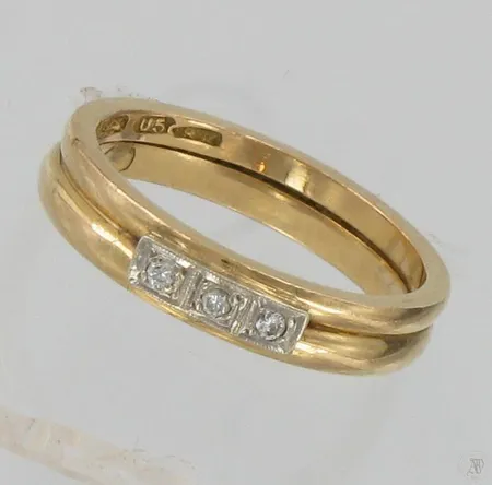 Timanttisormus 3xn.0.02ct, koko 19, 750, paino 6,7g Vikt: 6,7 g