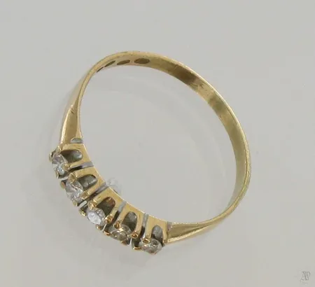 Timanttisormus, 5xn.0,04ct, koko 19¼, 585, paino 1,9g Vikt: 1,9 g