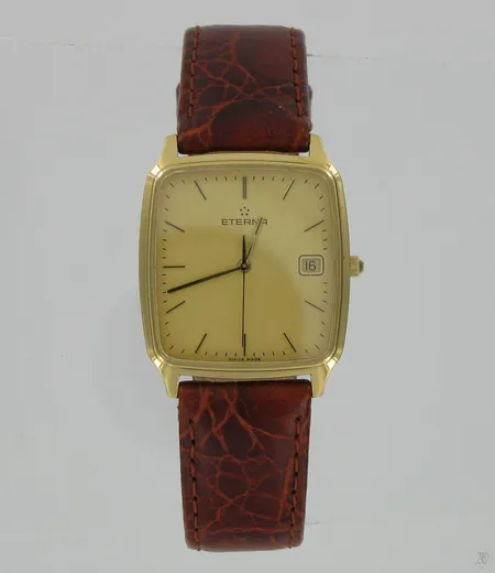 Miesten kultarannekello Eterna quartz, 4102.65T, kaiverrettu, mitat 28x32mm, 585br, paino 32,4g, nahkarannekkeella, ei käy Vikt: 32,4 g