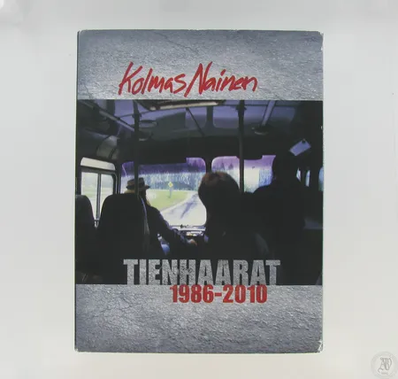 CD-levykokoelma Kolmas Nainen Tienhaarat 1986-2010, 9 cd-levyä