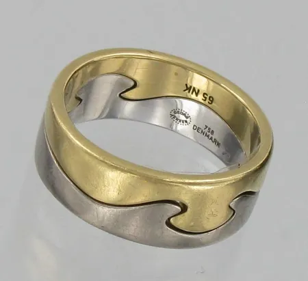 Kaksiosainen sormus, Georg Jensen, koko 20½, 750 valkokulta/keltakulta, paino 13,8g Vikt: 13,8 g