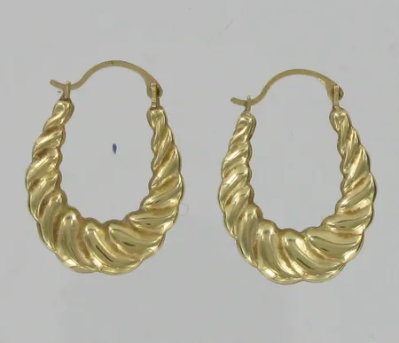 Korvakorut, korkeus 26mm, 585, paino 1,6g Vikt: 1,6 g
