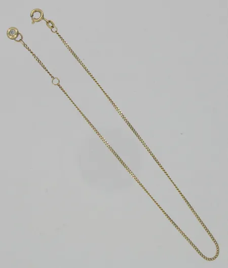 Nilkkaketju kiviriipuksella, pituus 240-265mm, 585br, paino 2,4g Vikt: 2,4 g