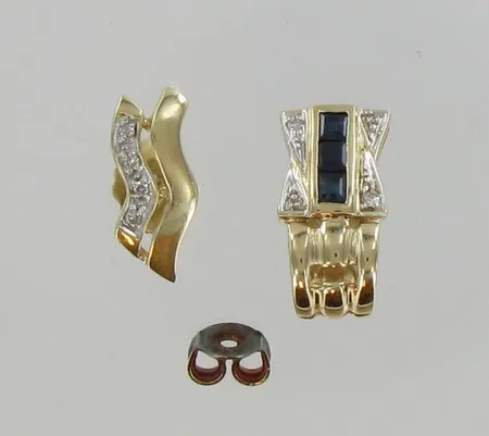 Sinisafiirikorvakoru timanteilla ja timanttikorvakoru 6xn.0.005ct, 585br ja 585, paino 1,5g ja 0,9g, mukana ylimääräinen tausta. Vikt: 2,4 g