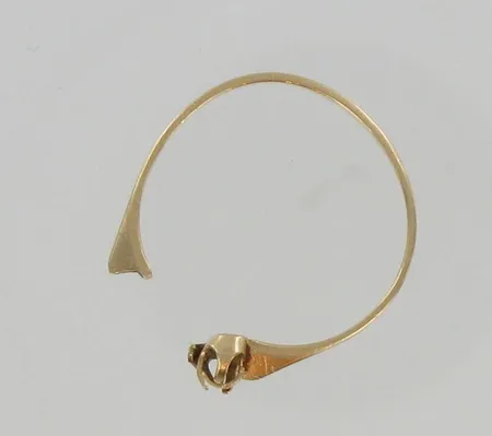 Viallinen sormus, 585, paino 1,3g Vikt: 1,3 g
