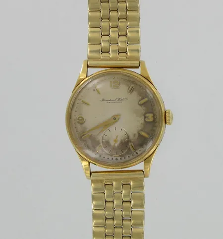 Kultarannekello International Watch Co Schaffhauser, kaiverrettu, pituus n. 200mm, 585/750br, paino 68,3 Vikt: 68,3 g
