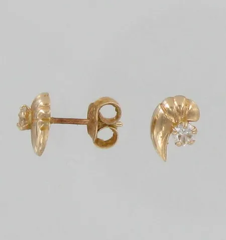 Kivikorvakorut, korkeus 8mm, 585br, paino 1,0g Vikt: 1   g