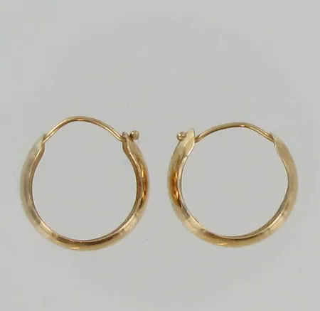 Korvakorut, Ø 12mm, 585, paino 0,7g Vikt: 0,7 g